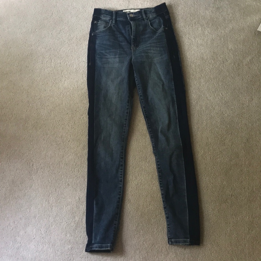 High waisted Dark washed jeans